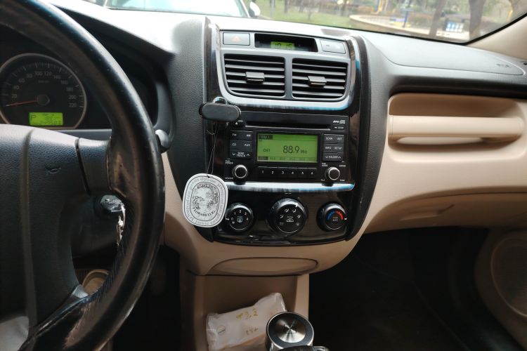 Used Kia Sportage 2011 2.0L Automatic Two-Wheel Drive GL Audio And AC Panel