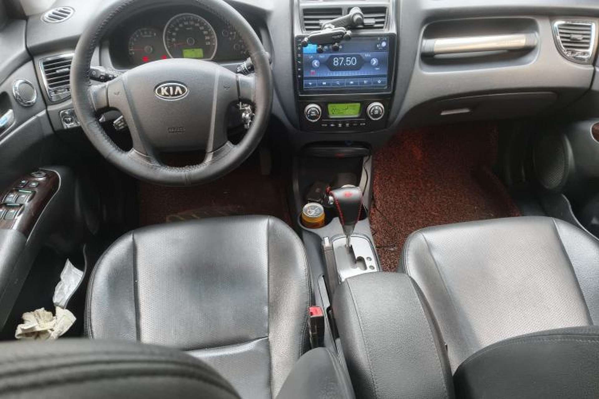 Used Kia Sportage 2011 2.0L Automatic Two-Wheel Drive GLS Center Console