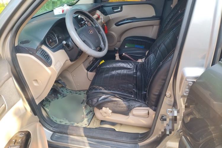 Used Kia Sportage 2011 2.0L Manual Two-Wheel Drive GL Trim Driver Seat