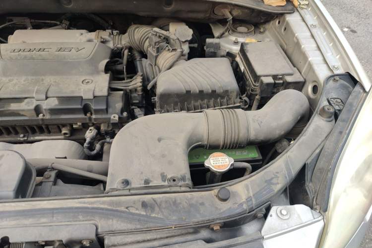 Used Kia Sportage 2011 2.0L Automatic Two-Wheel Drive GL Engine Bay Left