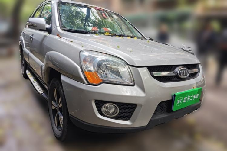 Used Kia Sportage 2011 2.0L Automatic Two-Wheel Drive GLS Front Right 45 Deg