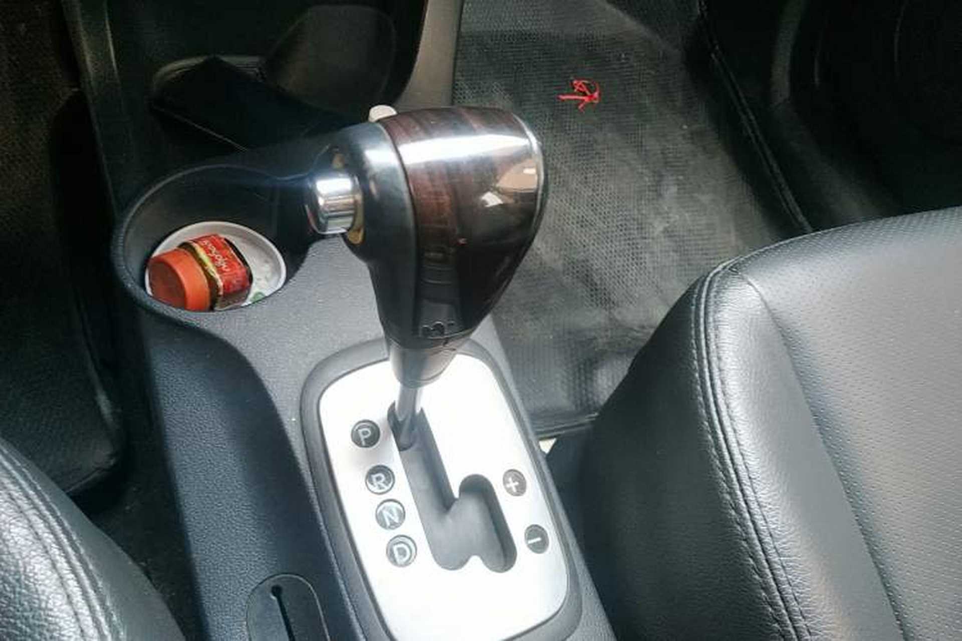 Used Kia Sportage 2011 2.0L Automatic Two-Wheel Drive GLS Gear Lever