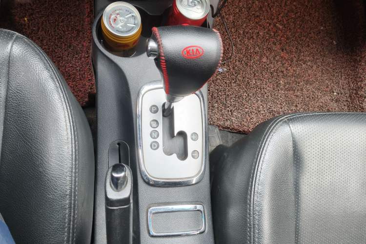 Used Kia Sportage 2011 2.0L Automatic Two-Wheel Drive GLS Gear Lever