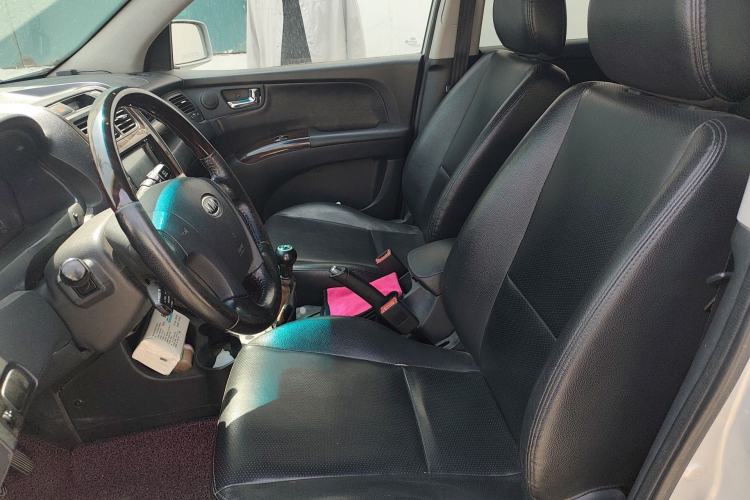 Used Kia Sportage 2011 2.0L Manual Two-Wheel-Drive GLS Left Front Seat