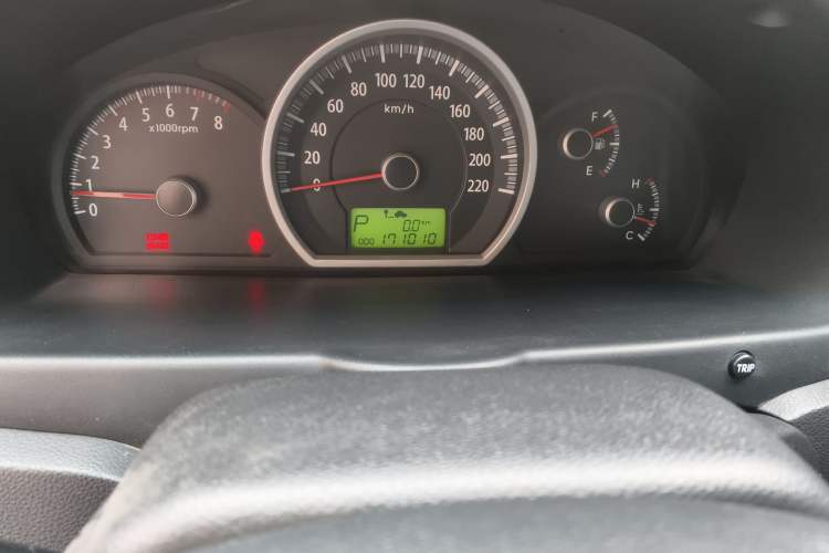 Used Kia Sportage 2011 2.0L Automatic Two-Wheel Drive GLS Odometer Close Up