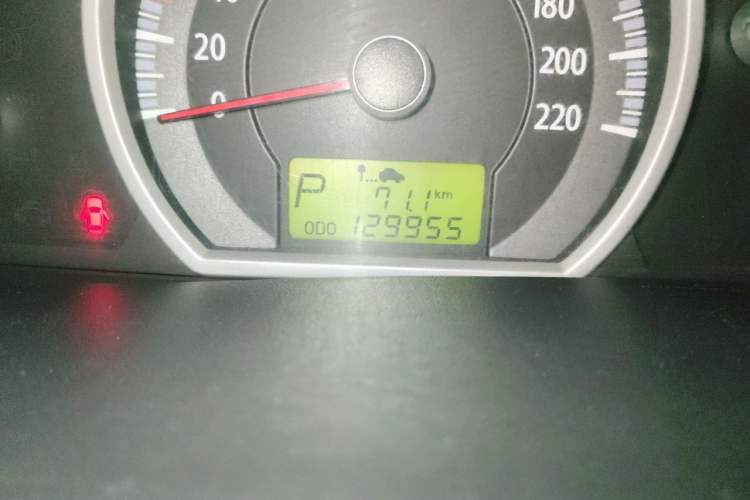 Used Kia Sportage 2011 2.0L Automatic Two-Wheel Drive GLS Odometer Close Up