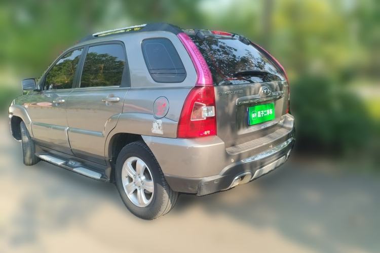 Used Kia Sportage 2011 2.0L Manual Two-Wheel Drive GL Trim Rear Left 45 Deg