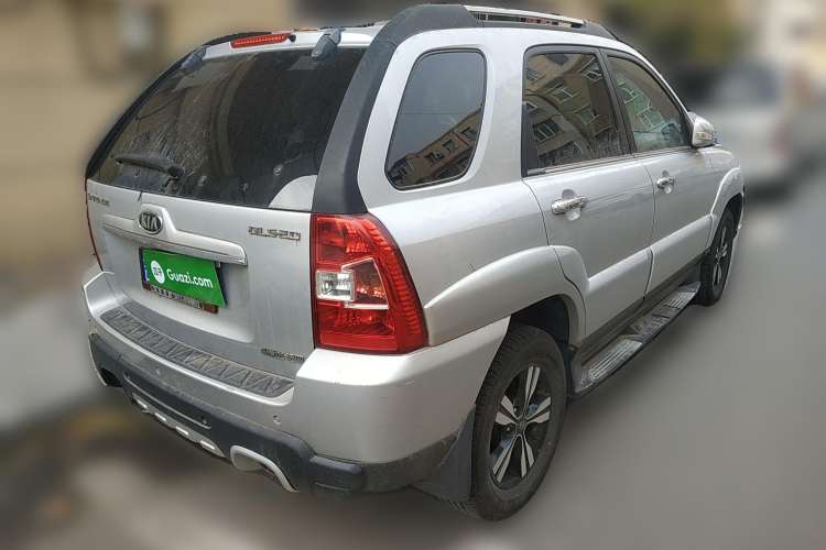 Used Kia Sportage 2011 2.0L Automatic Two-Wheel Drive GLS Rear Right 45 Deg