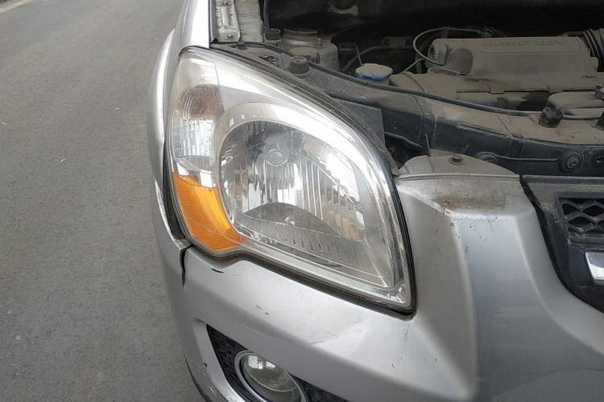 Used Kia Sportage 2011 2.0L Automatic Two-Wheel Drive GLS Right Front Headlight