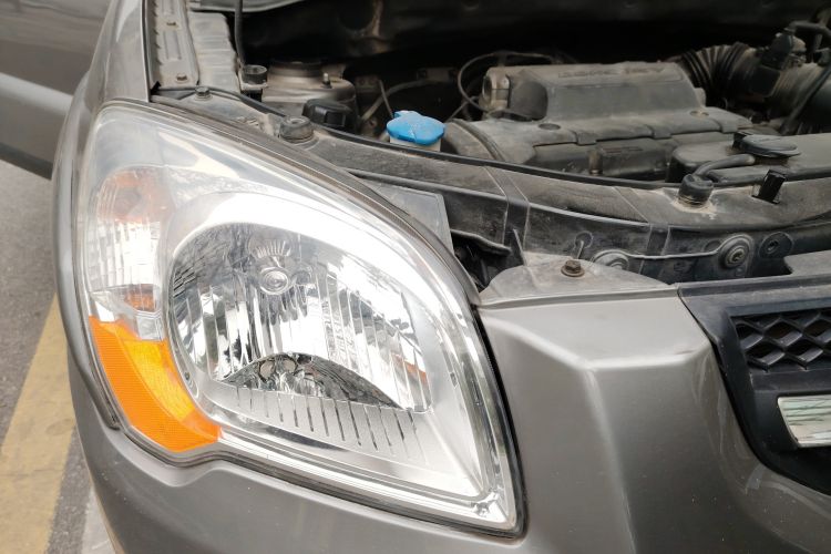 Used Kia Sportage 2011 2.0L Automatic Two-Wheel Drive GL Right Front Headlight