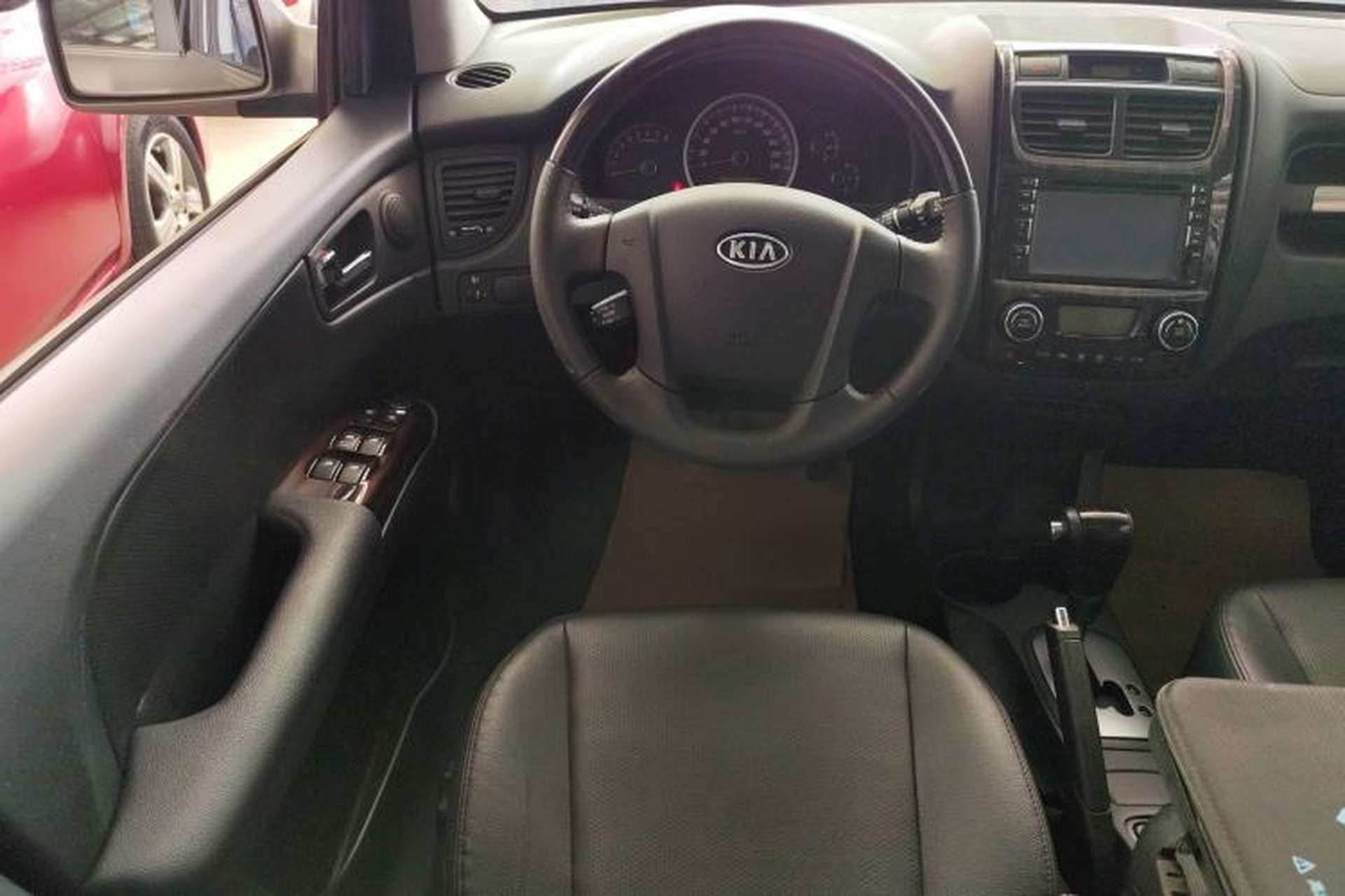 Used Kia Sportage 2011 2.0L Automatic Two-Wheel Drive GLS Steering Wheel