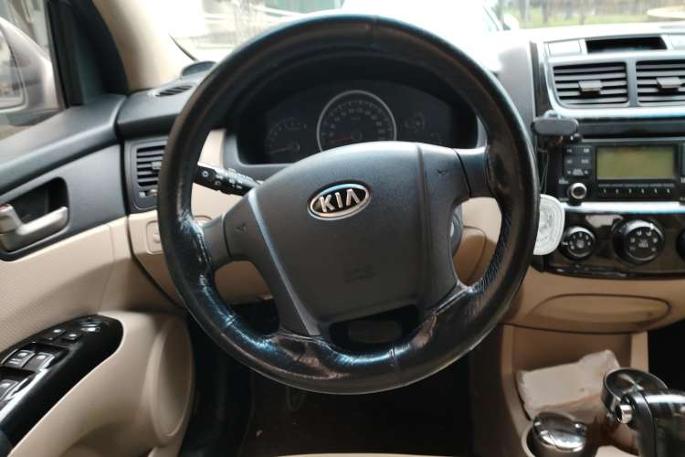 Used Kia Sportage 2011 2.0L Automatic Two-Wheel Drive GL Steering Wheel