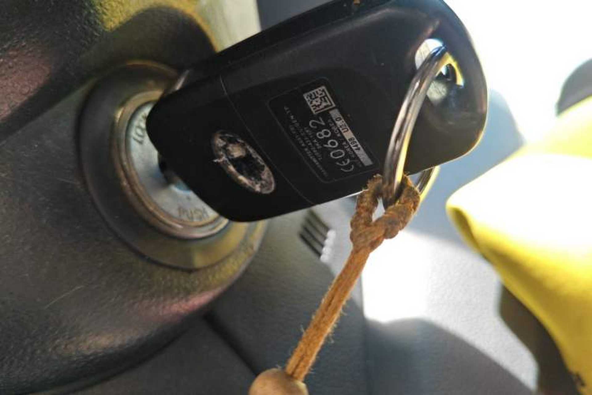 Used Kia Sportage 2011 2.0L Automatic Two-Wheel Drive GLS Vehicle Key