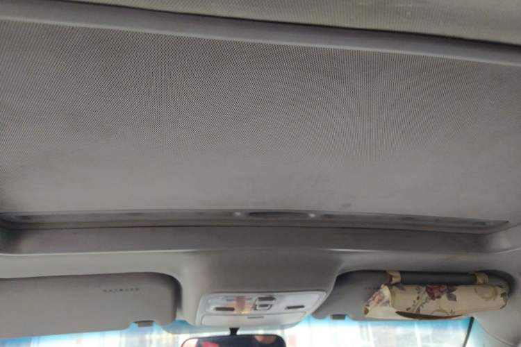 Used Kia Sportage 2011 2.0L Automatic Two-Wheel Drive GLS Headliner