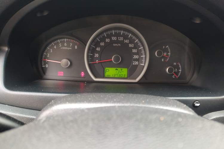 Used Kia Sportage 2011 2.0L Automatic Two-Wheel Drive GLS Odometer Close Up