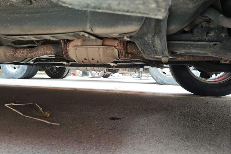 Used Kia Sportage 2012 2.0L Manual Two-Wheel Drive GL Trim Chassis Front Right