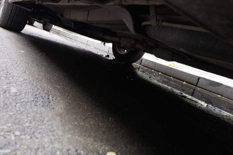 Used Kia Sportage 2012 2.0L Manual Two-Wheel Drive GL Trim Chassis Rear Left
