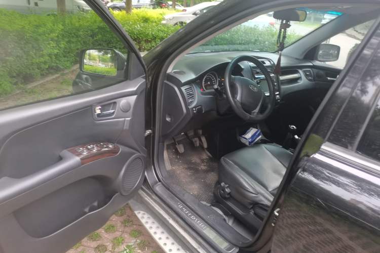 Used Kia Sportage 2012 2.0L Manual Two-Wheel Drive GLS Driver Seat