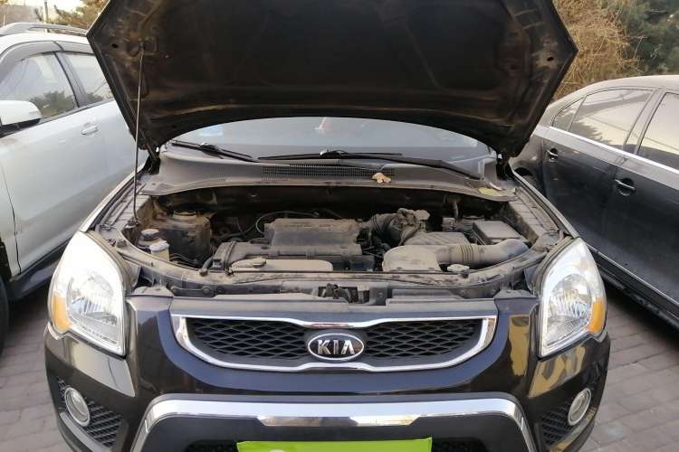 Used Kia Sportage 2012 2.0L Automatic Two-Wheel Drive GLS Engine Bay