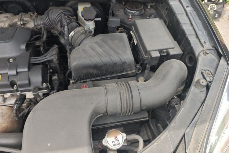 Used Kia Sportage 2012 2.0L Automatic Two-Wheel Drive GL Trim Engine Bay Left