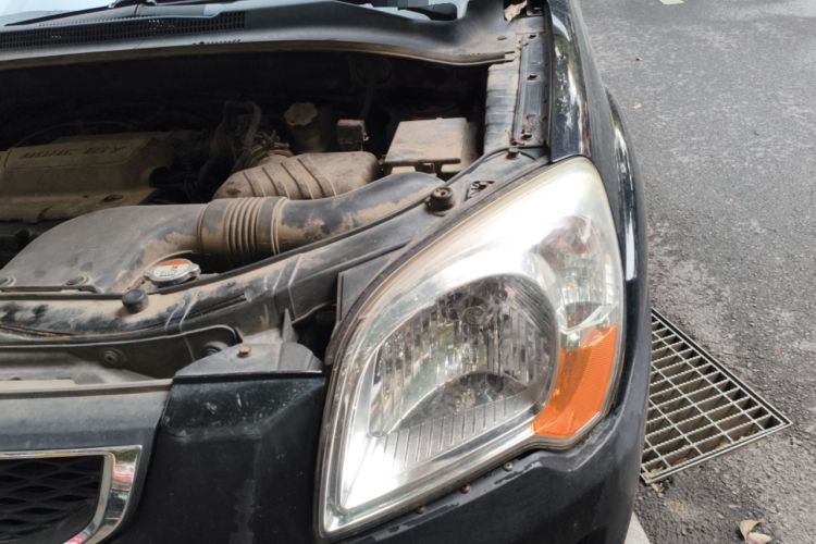 Used Kia Sportage 2012 2.0L Automatic Two-Wheel Drive GLS Engine Bay Left