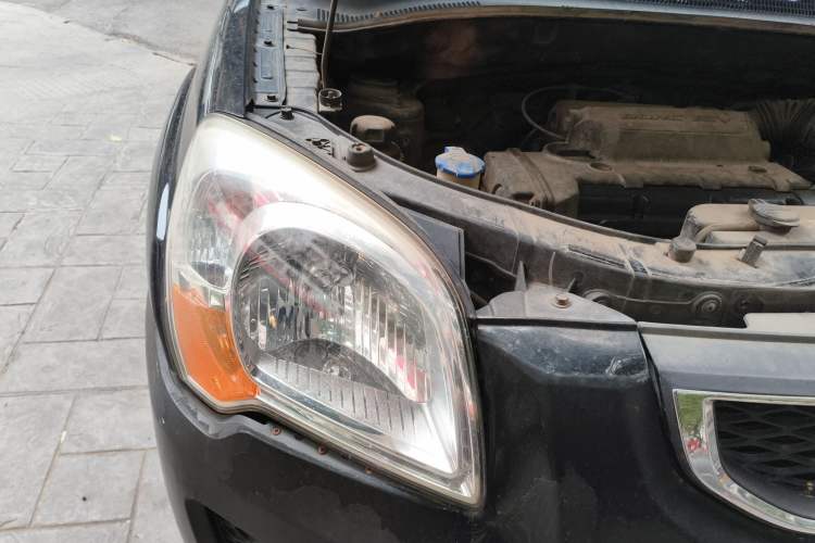 Used Kia Sportage 2012 2.0L Automatic Two-Wheel Drive GLS Engine Bay Right