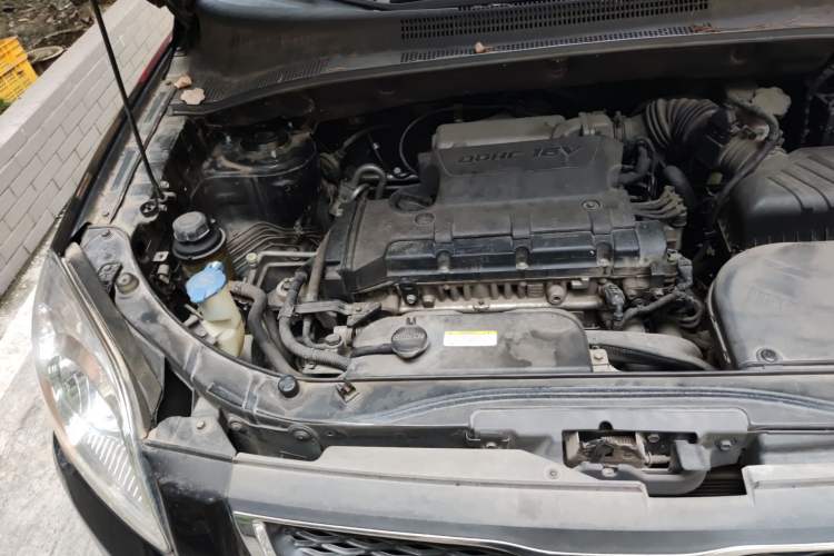 Used Kia Sportage 2012 2.0L Automatic Two-Wheel Drive GLS Engine Bay Right