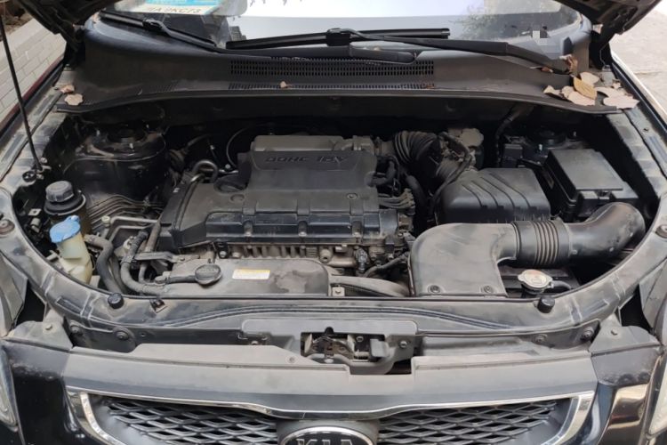Used Kia Sportage 2012 2.0L Automatic Two-Wheel Drive GLS Engine Bay