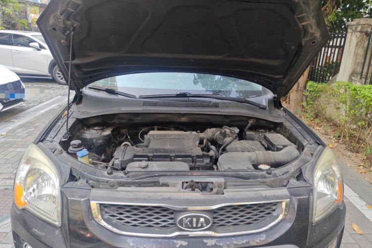 Used Kia Sportage 2012 2.0L Automatic Two-Wheel Drive GLS Engine Bay
