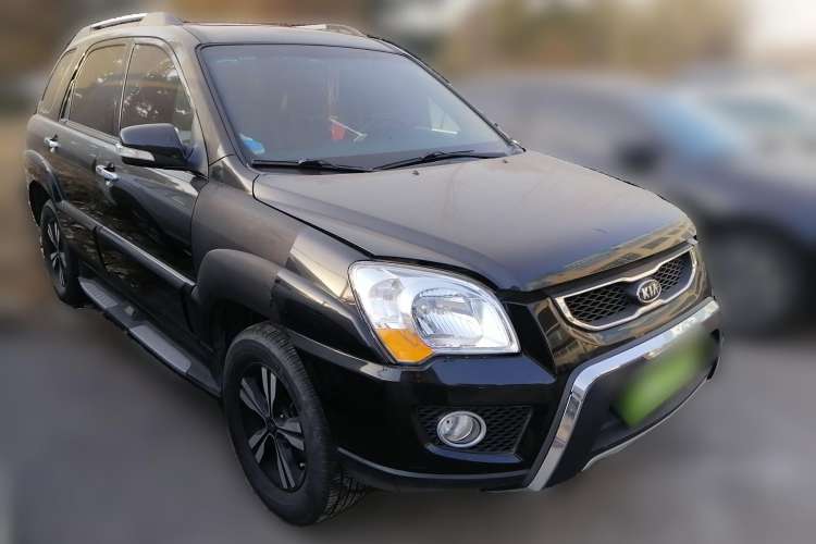 Used Kia Sportage 2012 2.0L Automatic Two-Wheel Drive GLS Front Right 45 Deg