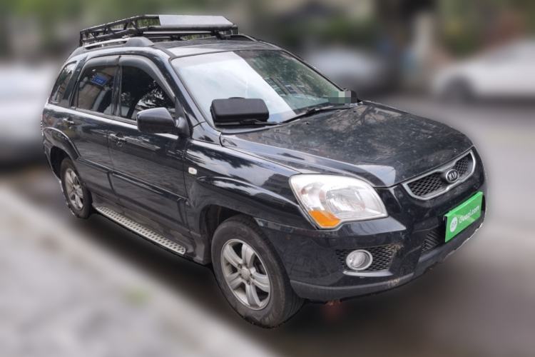 Used Kia Sportage 2012 2.0L Manual Two-Wheel Drive GL Trim Front Right 45 Deg