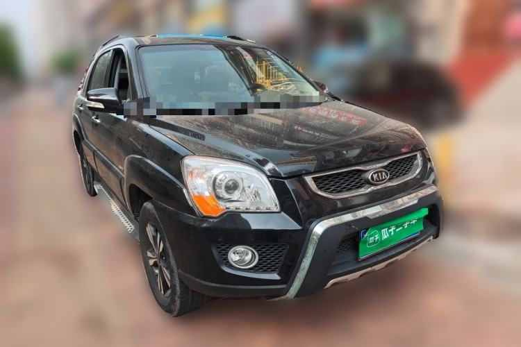 Used Kia Sportage 2012 2.0L Manual 4x4 GLS Trim Front Right 45 Deg