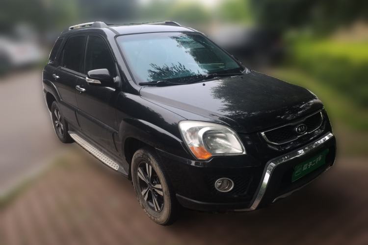 Used Kia Sportage 2012 2.0L Manual Two-Wheel Drive GLS Front Right 45 Deg