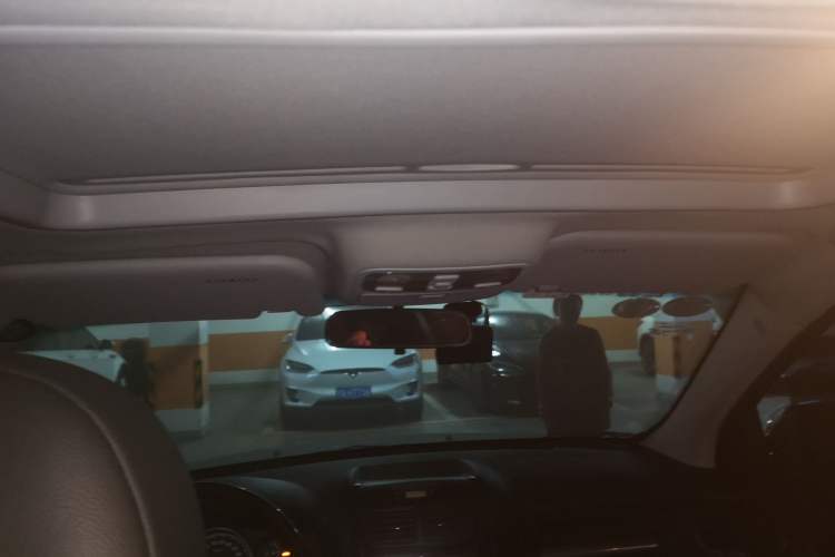 Used Kia Sportage 2012 2.0L Automatic Two-Wheel Drive GLS Headliner