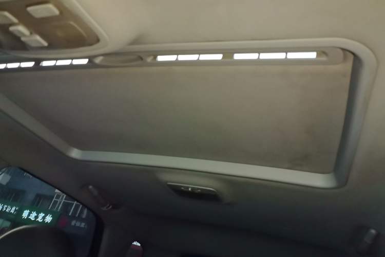 Used Kia Sportage 2012 2.0L Automatic Two-Wheel Drive GLS Headliner