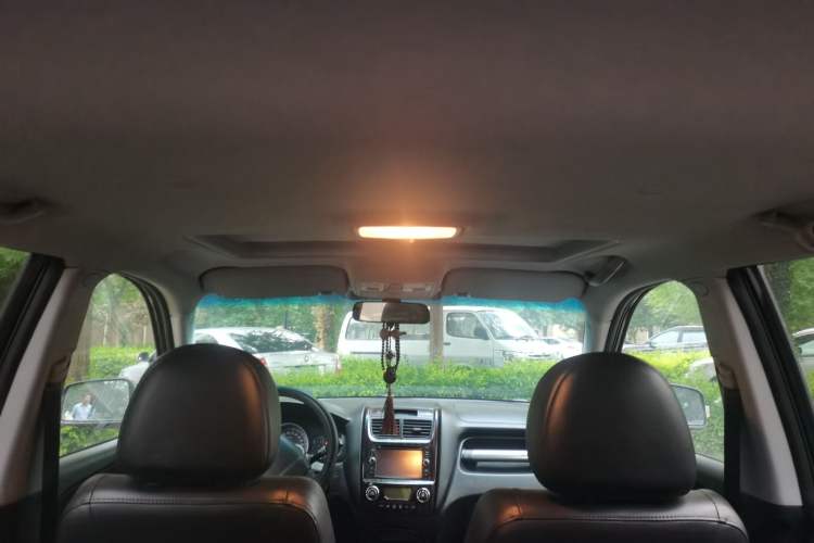 Used Kia Sportage 2012 2.0L Manual Two-Wheel Drive GLS Headliner
