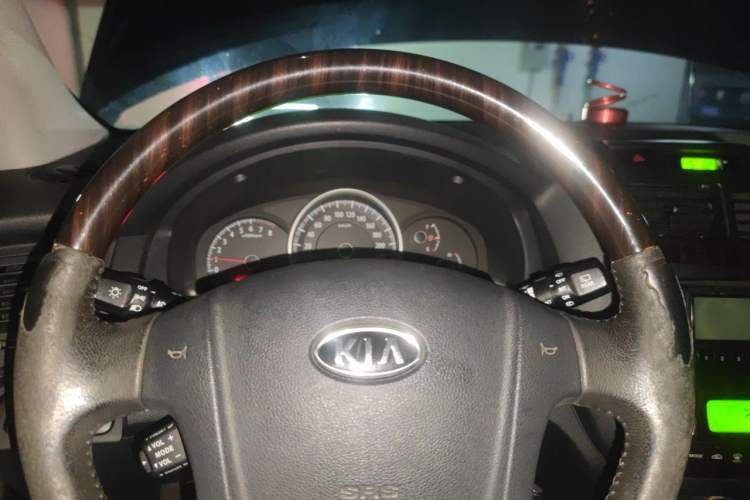 Used Kia Sportage 2012 2.0L Manual Two-Wheel Drive GLS Instrument Cluster