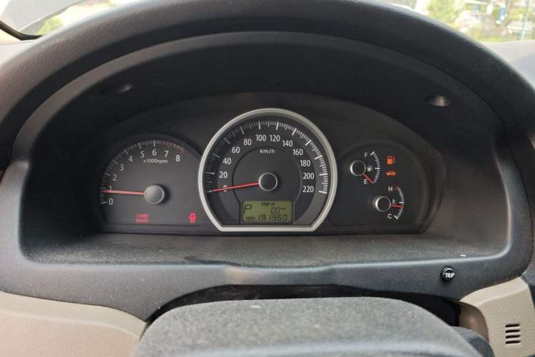 Used Kia Sportage 2012 2.0L Automatic Two-Wheel Drive GL Trim Instrument Cluster