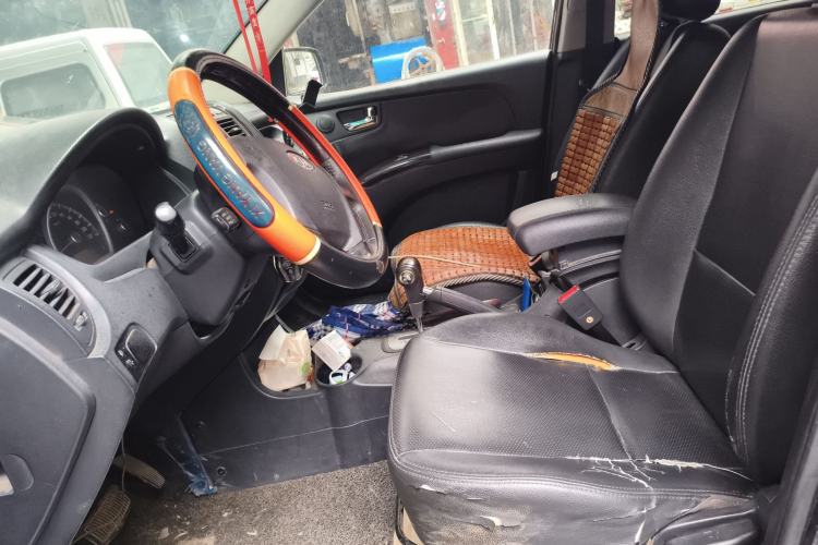Used Kia Sportage 2012 2.0L Automatic Two-Wheel Drive GLS Left Front Seat