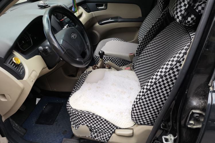 Used Kia Sportage 2012 2.0L Manual Two-Wheel Drive GL Trim Left Front Seat
