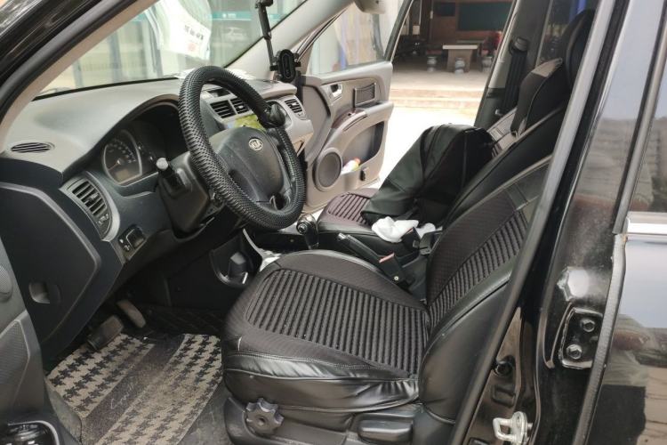 Used Kia Sportage 2012 2.0L Automatic Two-Wheel Drive GLS Left Front Seat