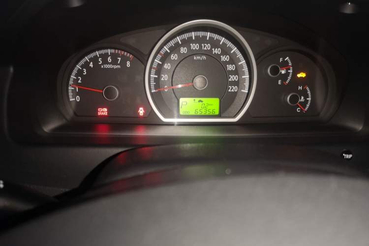 Used Kia Sportage 2012 2.0L Automatic Two-Wheel Drive GLS Odometer Close Up