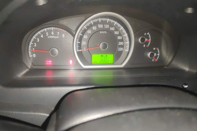 Used Kia Sportage 2012 2.0L Manual Two-Wheel Drive GLS Odometer Close Up