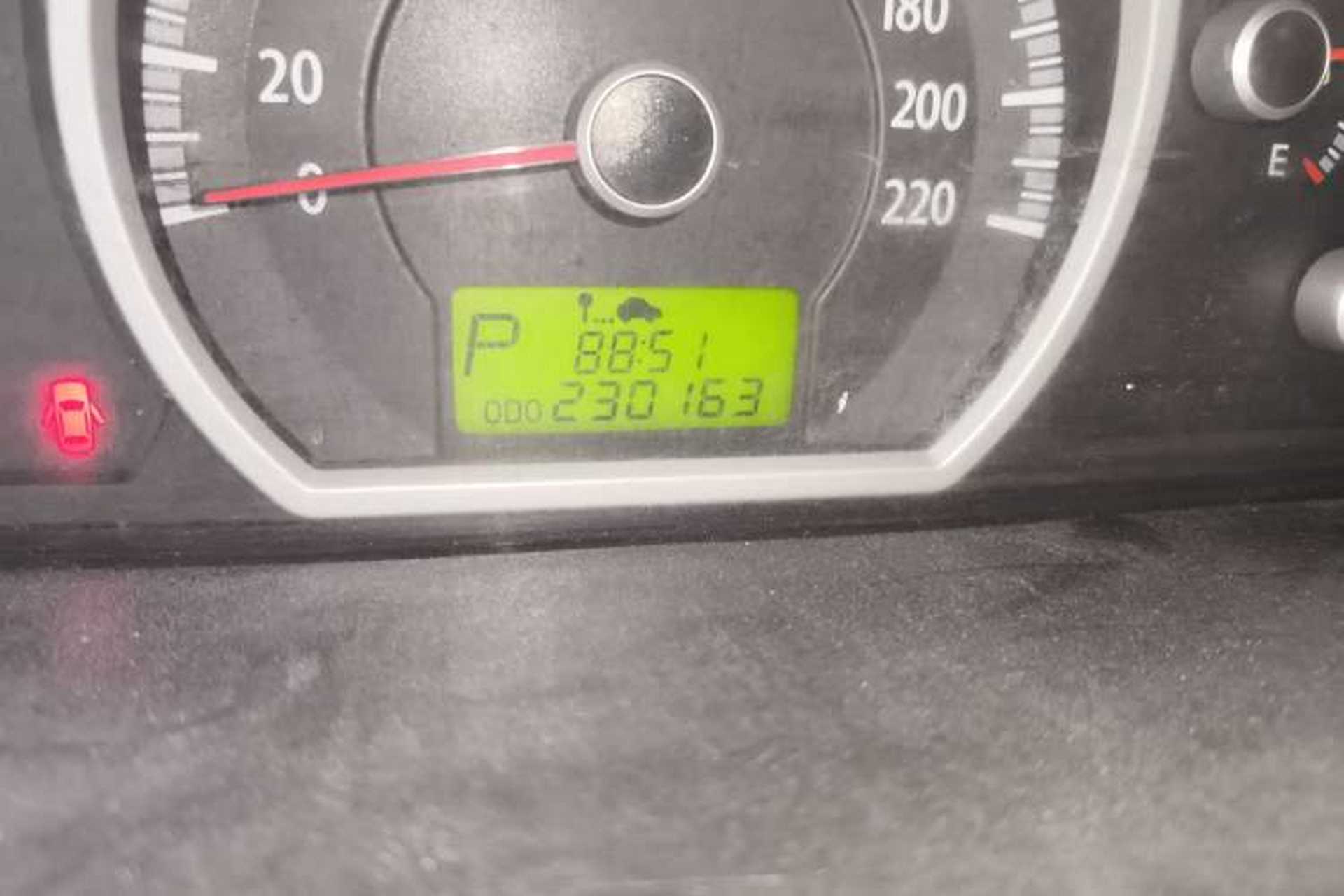 Used Kia Sportage 2012 2.0L Automatic Two-Wheel Drive GLS Odometer Close Up