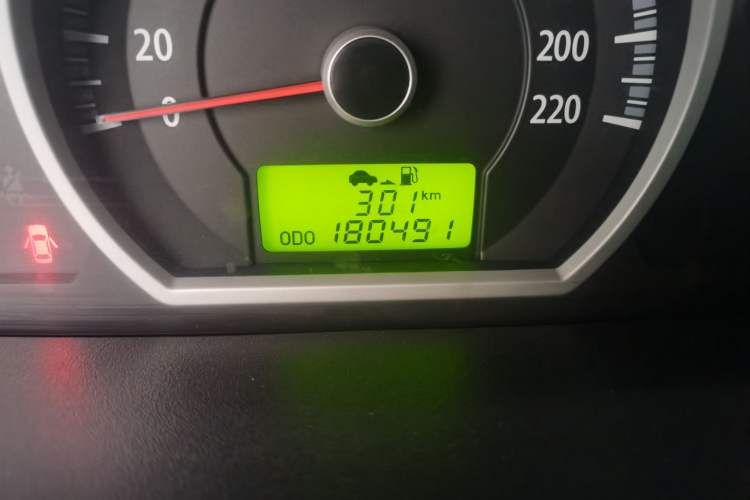 Used Kia Sportage 2012 2.0L Manual Two-Wheel Drive GLS Odometer Close Up