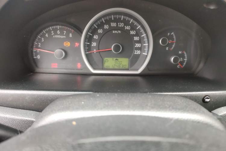 Used Kia Sportage 2012 2.0L Automatic Two-Wheel Drive GLS Odometer Close Up
