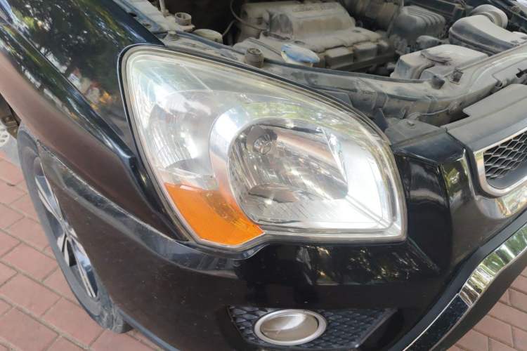 Used Kia Sportage 2012 2.0L Automatic Two-Wheel Drive GLS Right Front Headlight