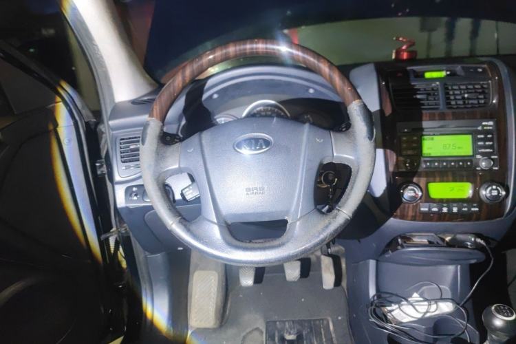 Used Kia Sportage 2012 2.0L Manual Two-Wheel Drive GLS Steering Wheel