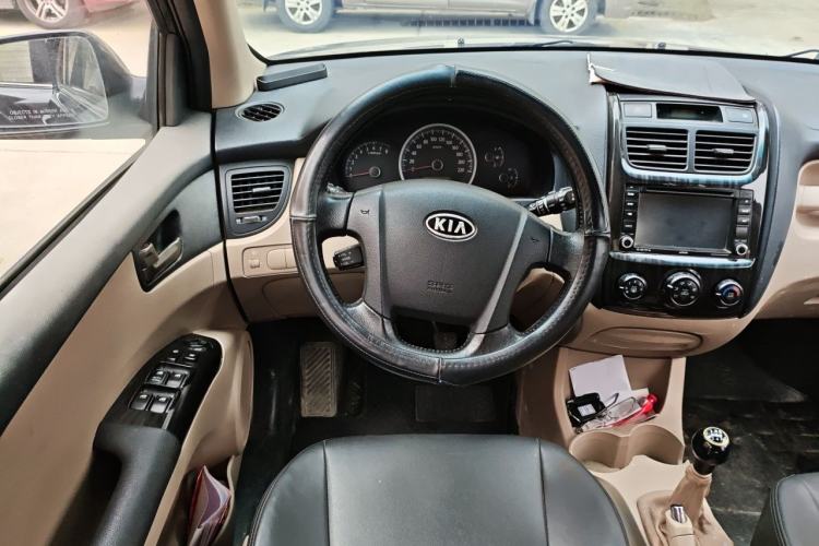 Used Kia Sportage 2012 2.0L Manual Two-Wheel Drive GL Trim Steering Wheel