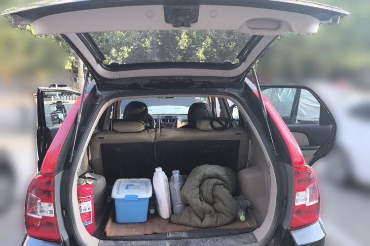 Used Kia Sportage 2012 2.0L Manual Two-Wheel Drive GLS Trunk